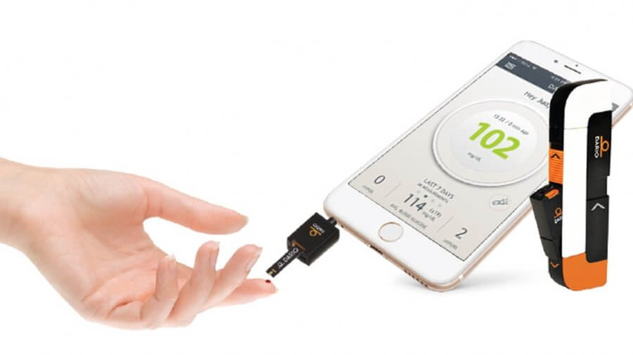 iPhone smart glucose meter app