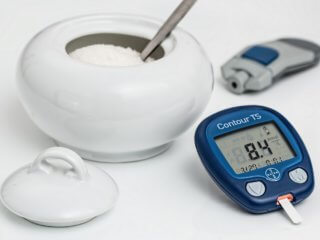 monitor blood sugar level