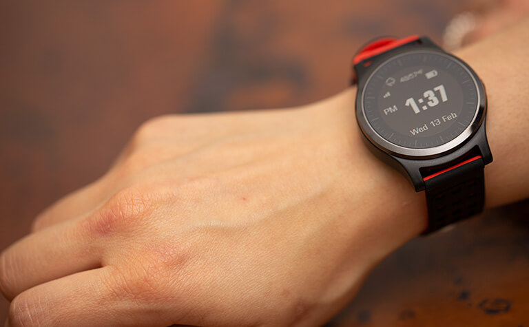 LTE-M connection smartwatch